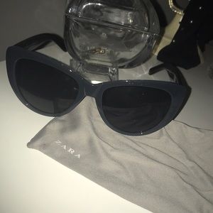 Zara cat eye sunglasses 🕶